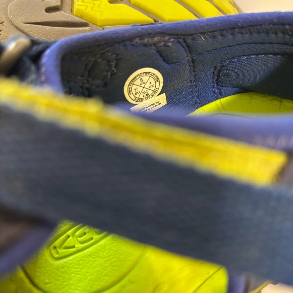 Keen Little Kids’ Seacamp II blue water shoes